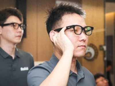 智能眼鏡新體驗(yàn)：“一眼”逛遍淮海路，AR技術(shù)打造商圈新奇境