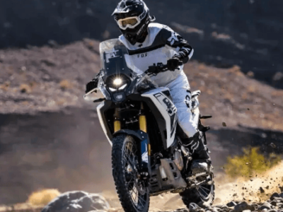 無極DS800X探險車摩博會登場:霸氣外觀硬核配置,或成市場黑馬