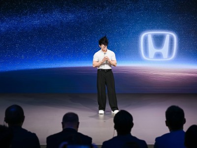 智駕合一新標桿!CR-V全球30年榮耀款煥新登場,舒適安全再升級