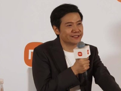 雷軍透露：小米手機(jī)研發(fā)團(tuán)隊(duì)超萬人，5年前已布局智能制造與硬核科技轉(zhuǎn)型