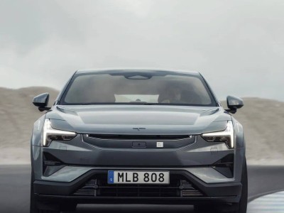 極光Polestar 2026款純電SUV來襲!雙電機高性能版3.9秒破百,續航超590公里