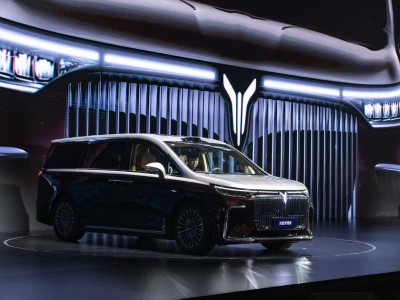 沖刺港股,嵐圖汽車以“高端智慧”繪就新能源市場(chǎng)向上躍遷新藍(lán)圖