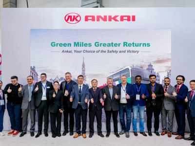 安凱客車“雙子星”比利時首發,以中國智慧推動全球綠色交通新發展