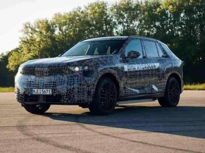 寶馬全新X5諜照來襲!2028年發(fā)布,插混/四驅(qū)/氫燃料電池系統(tǒng)齊上陣