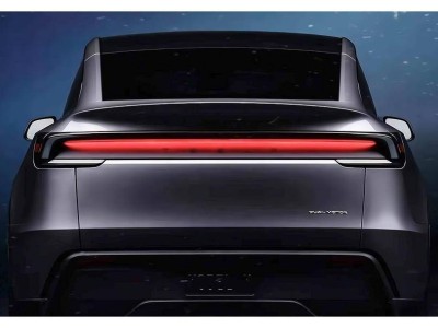 特斯拉Model Y煥新登場:外觀添彩細節升級,運動調校下座椅偏硬如何選?