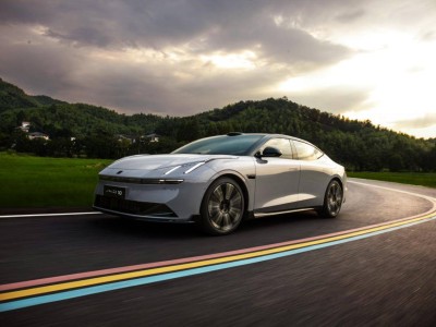 領克10EM-P首月萬臺下線:精準切中需求,重塑混動轎車價值新標桿