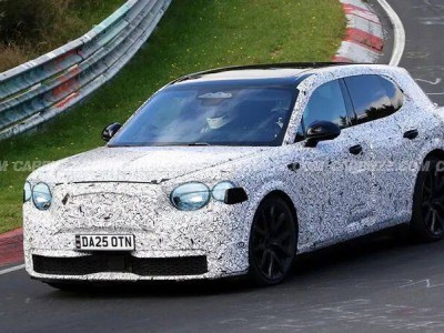 賓利首款純電SUV將至:與保時捷同平臺,或以百萬級價格開啟豪華電動新篇章