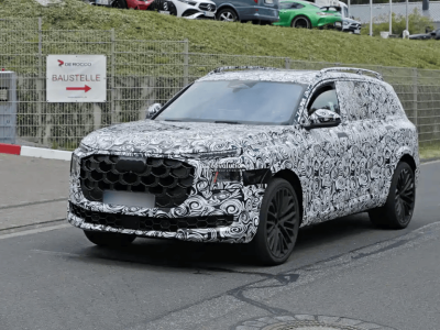 奧迪SQ9測試諜照再現身，4.0T V8動力加持，2026年將直面奔馳寶馬競爭