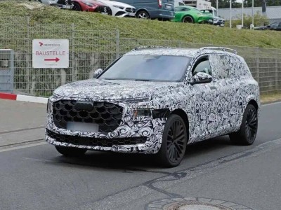 奧迪SQ9最新諜照現(xiàn)身紐北賽道 Q9將先發(fā)布 SQ9或2026年登場