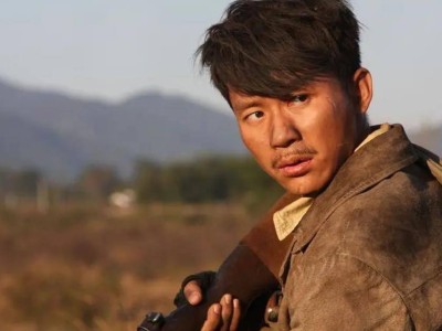 《生死線》:實力派演員齊聚的諜戰佳作,劇情精彩讓人欲罷不能!