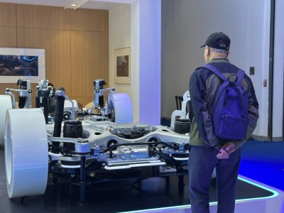 ?2025世界智能網(wǎng)聯(lián)汽車大會(huì):智能座艙、清潔能源共繪未來(lái)出行新圖景?