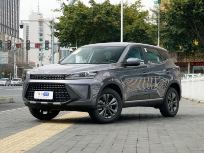 凱翼炫界Pro超越版攜兩款配置登場 6.79萬起開啟小型SUV新選擇