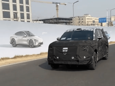 新疆高原現小米偽裝測試車:YU9身份成謎,細節猜測引關注