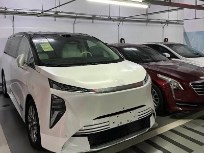 別克至境世家實車亮相!GL8家族再添旗艦 插混純電雙動力可選