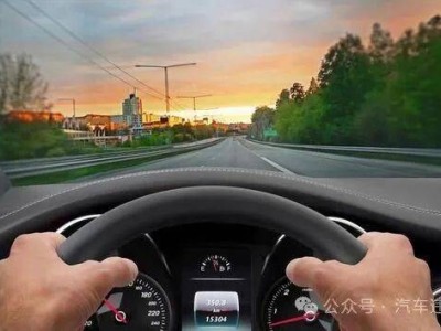 判斷駕駛穩不穩，駕齡非關鍵，這幾個駕駛細節才是試金石！