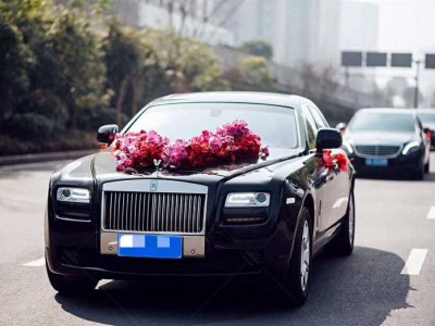 勞斯萊斯:借試駕、拍賣與婚車市場,多維度深化高端奢華品牌形象