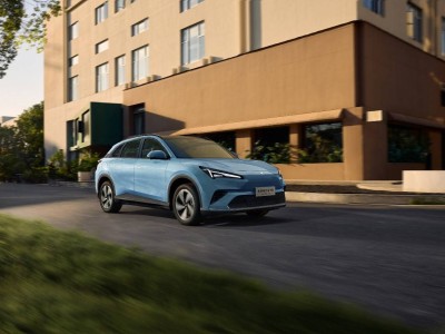 15萬級智能新標桿!全新極狐阿爾法T5上市,智駕動力舒適全升級