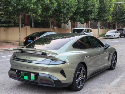 15000公里實(shí)測：小米SU7與特斯拉，配置與體驗(yàn)的差異化選擇