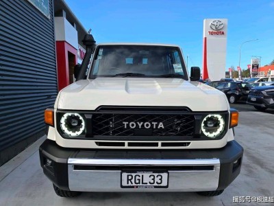 經典越野“老將”新顏登場,豐田陸巡LC強勢現身,暢享非凡駕駛體驗