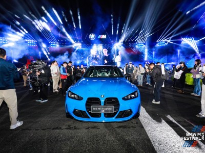 寶馬M系雙車齊發(fā)：M3旅行版擁抱生活，M2 CS續(xù)寫賽道傳奇