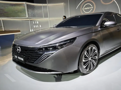 天籟鴻蒙座艙內飾官圖亮相,大屏音響齊聚,燃油車智能化新選擇