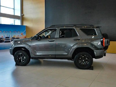 機甲風潮再升級 全新坦克400攜高階智駕與雙動力版本強勢登場