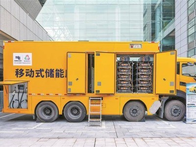 移動儲能電源車亮相深圳:自動充電+多場景應用,破解充電難題