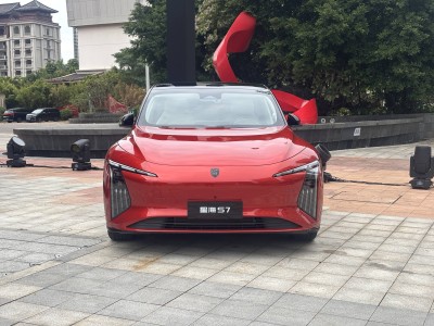 2026款星海S7煥新登場 800V超充加持 配置升級續航提升