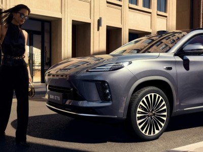 15萬級(jí)“六邊形戰(zhàn)士”！星途ET5上市，智駕免費(fèi)空間舒適還超省