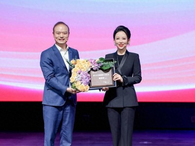 三年30萬交付！騰勢D9從中國冠軍邁向世界，重塑新能源MPV豪華格局