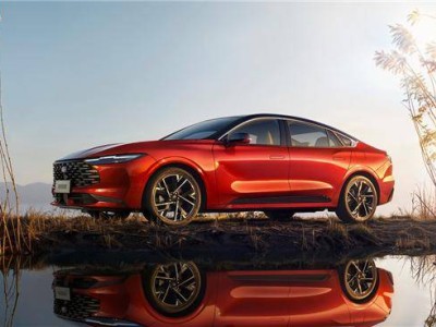 新款長安福特蒙迪歐14.98萬起上市,外觀內飾升級,動力選擇更豐富