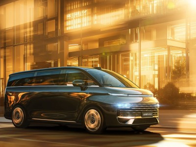 吉利銀河V900：超級AI增程賦能，開啟增程MPV出行新境界