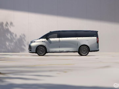 高得房率+四電機四驅+47.26%熱效率,銀河V900能否攪動高端MPV市場?
