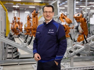 寶馬內(nèi)部晉升與AMG空降新帥：德系雙雄換帥開啟轉型新篇章