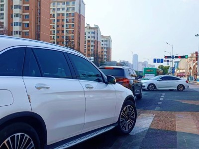 電動車與油車提速大比拼：前段后段誰更猛，哪種快感更戳你心？