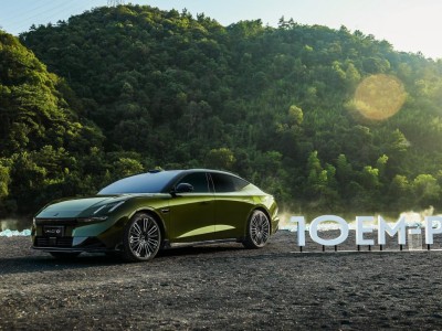 領克10 EM-P銷量破2萬!均衡實力成中大型插混轎車新選擇