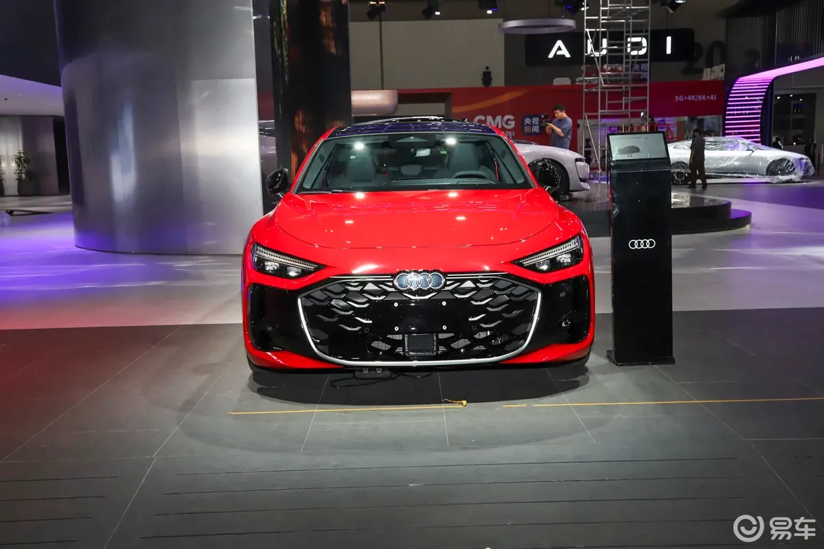 上汽奧迪A5L紅運限定版來襲，29.19萬享專屬運動風，值不值得買？