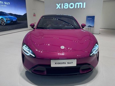 小米SU7現車開售沖擊二手車市,老車主犯難:等換代還是趁早入手?