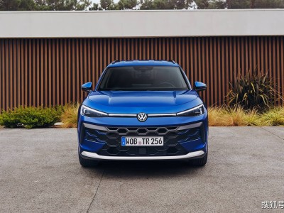 全新大眾T-ROC探歌深度體驗:尺寸升級,內(nèi)飾科技雙飛躍,駕駛質(zhì)感再提升