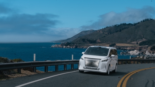 公路上的汽車
AI 生成的內容可能不正確。